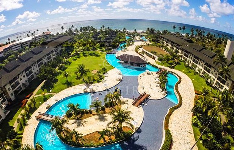 Flat 2 Quartos no Beach Class Muro Alto (B204)