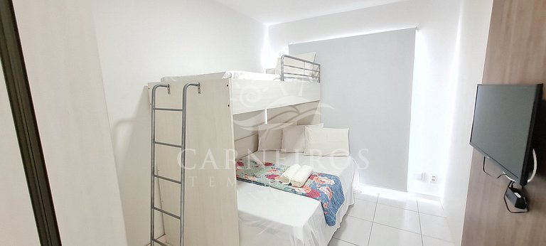 Flat 1 Quarto no Muro Alto Clube (MAC B14-A)