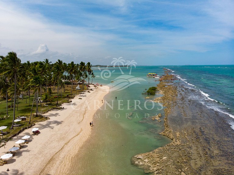 Carneiros Beach Resort