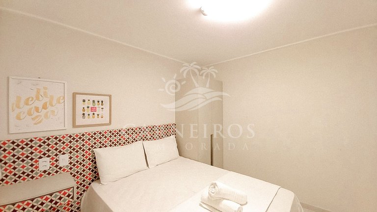 Flat 2 Quartos no Beach Class Muro Alto (D203)
