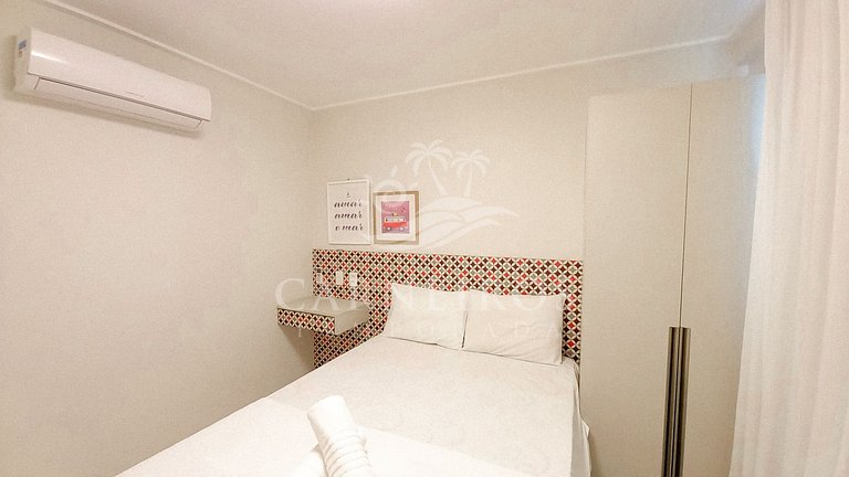Flat 2 Quartos no Beach Class Muro Alto (D203)