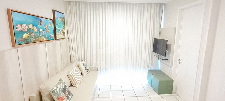 Flat 2 Quartos no Beach Class Muro Alto (D204)