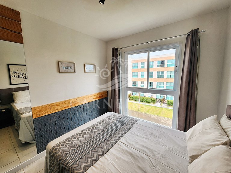 Flat 1 Quarto no Muro Alto Clube(C20-3)