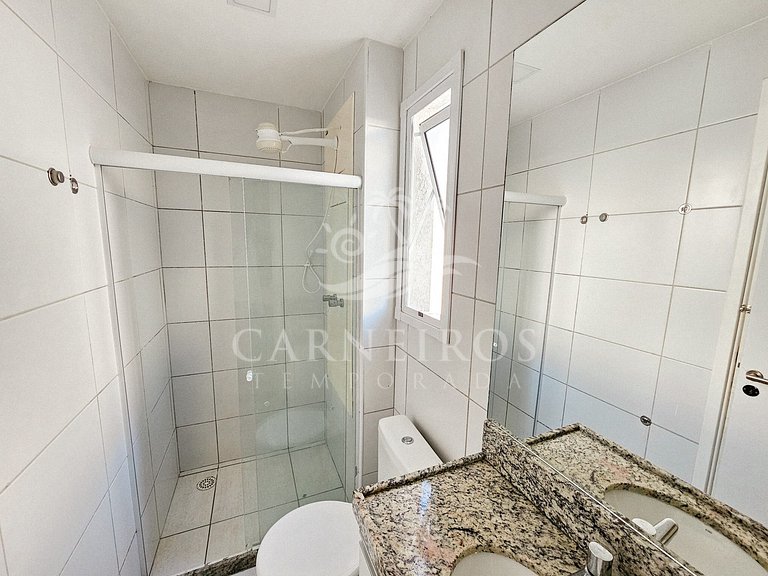 Flat 1 Quarto no Muro Alto Clube (MAC D13-B)