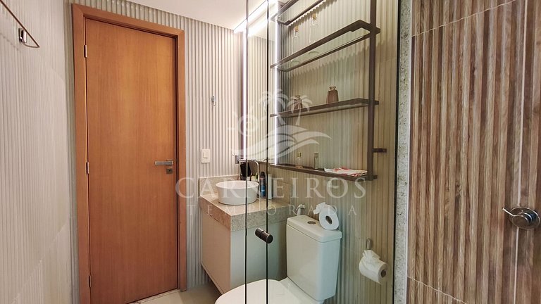 Duplex 3 Quartos com Piscina Privativa (C01-4)
