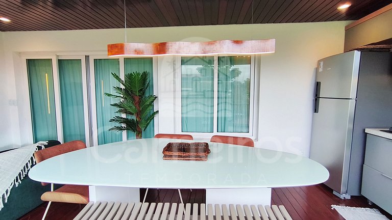 Flat 2 Quartos com Varanda no Meridonal (23 BPP)