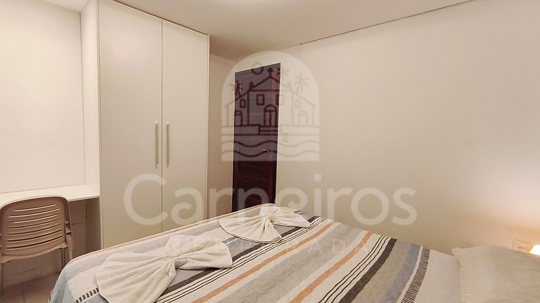 Flat 2 Quartos com Varanda no Meridonal (23 BPP)