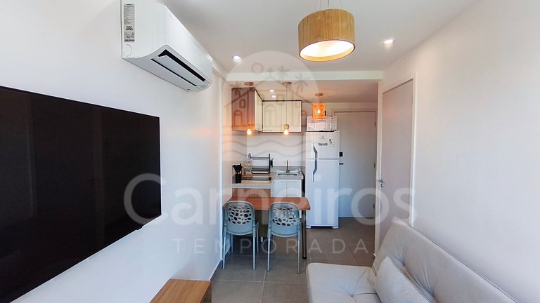 Portal dos Mares - Beira-mar ao lado da Igreja de São Pedro