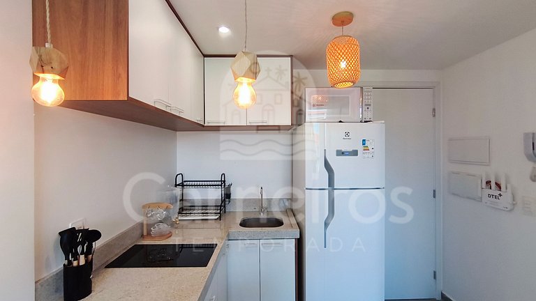 Portal dos Mares - Beira-mar ao lado da Igreja de São Pedro