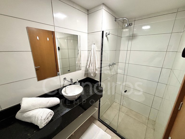 Studio com jacuzzi privativa-Max Carneiros (X8-1)