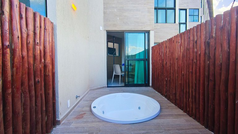 Carneiros | Studio com Jacuzzi Privativa (X03-4)