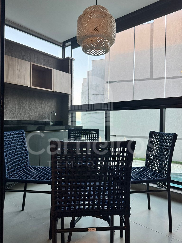 Studio Completo com Vista Mar Lateral (A08-D)