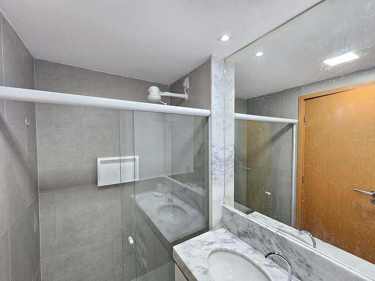 Carneiros Atlântico | Flat Térreo Equipado (D003)