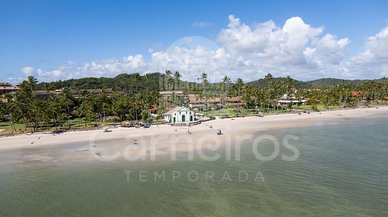 Atlântico Carneiros - Pé na areia próximo da Igrejinha