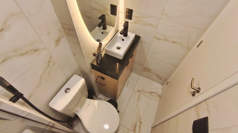 Centro de Porto | Studio Moderno | Waikiki (A15)