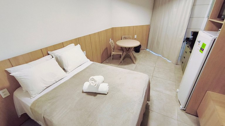 Carneiros | Studio casal com jacuzzi | Max (X08-F)