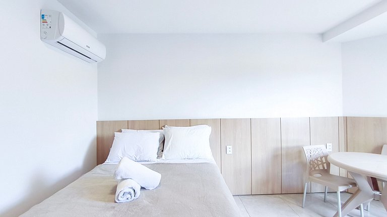 Carneiros | Studio casal com jacuzzi | Max (X08-F)