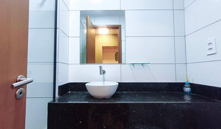 Carneiros | Studio casal com jacuzzi | Max (X08-F)