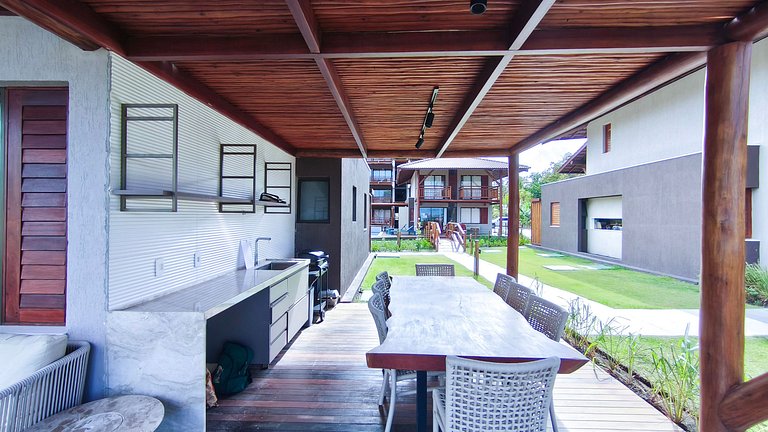 Bangalô c/ Piscina Privativa - 04 Suítes