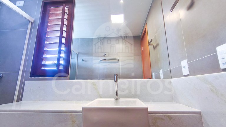 Bangalô c/ Piscina Privativa - 03 Suítes