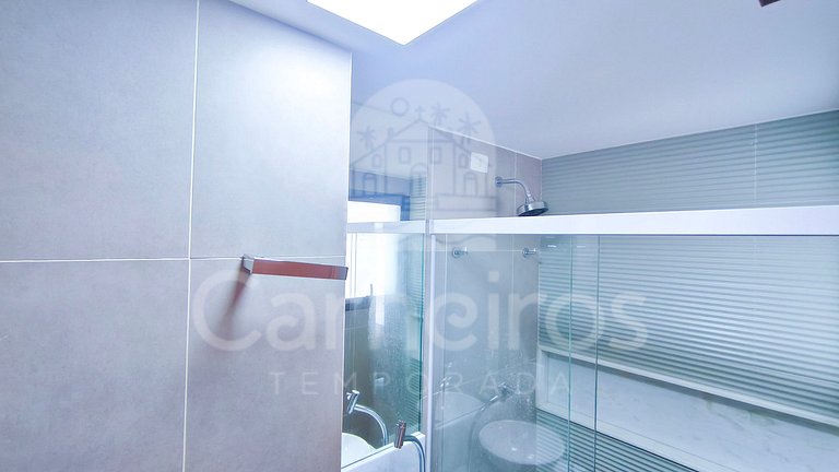 Bangalô c/ Piscina Privativa - 03 Suítes