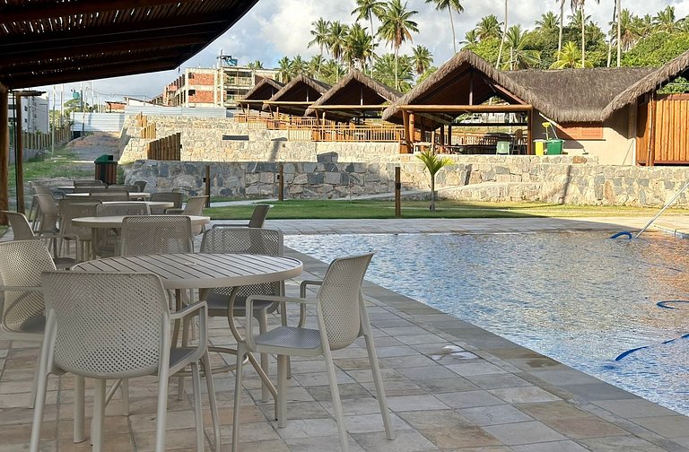 Apto no Carneiros Atlântico - Pé na areia (D019)