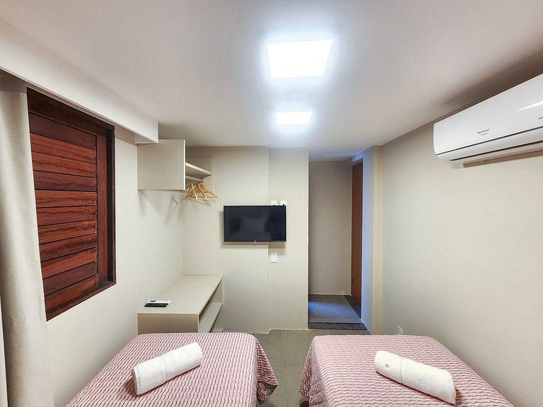 Bangalô c/ Piscina Privativa - 04 Suítes