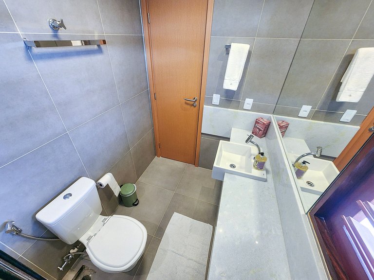 Bangalô c/ Piscina Privativa - 04 Suítes