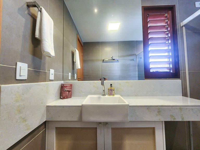 Bangalô c/ Piscina Privativa - 04 Suítes