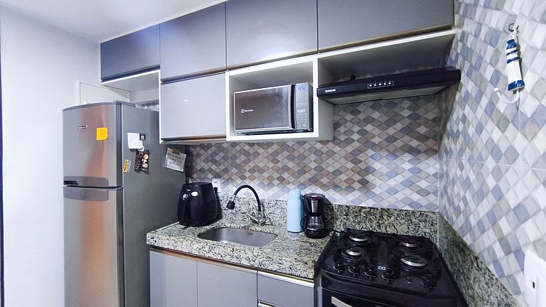 Flat com Varanda Gourmet | Resort (CBL B14-7)