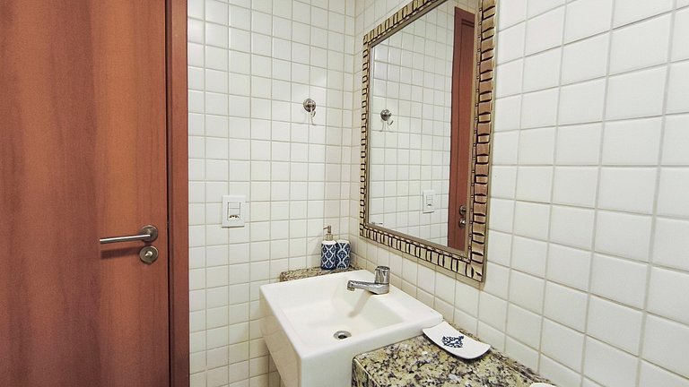 Flat com Varanda Gourmet | Resort (CBL B14-7)