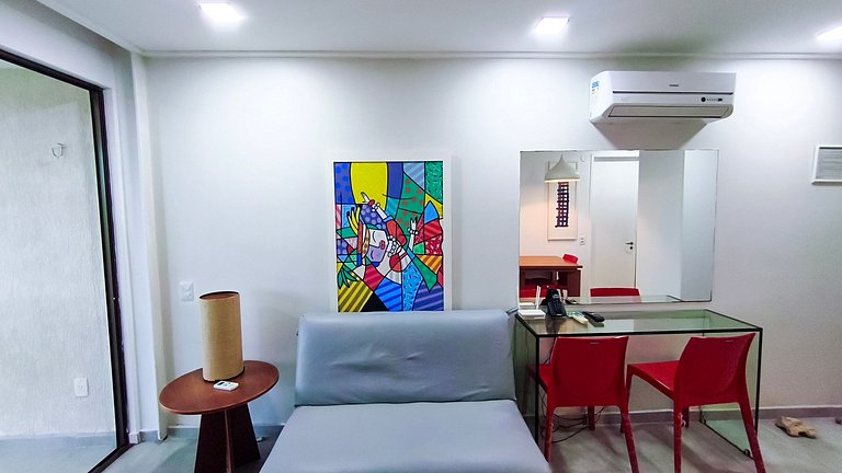 Flat com Varanda | Vista Piscina (E307)