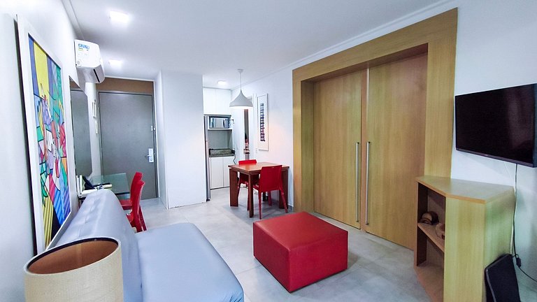 Flat com Varanda | Vista Piscina (E307)