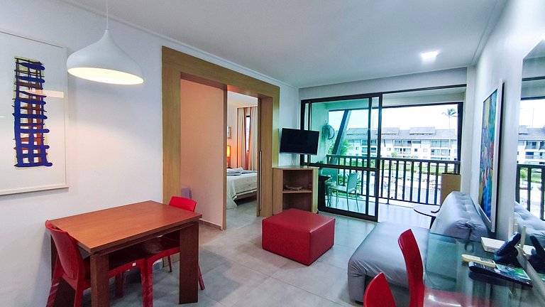 Flat com Varanda | Vista Piscina (E307)