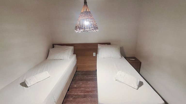 Carneiros | Flat Beira-mar Completo (D323)