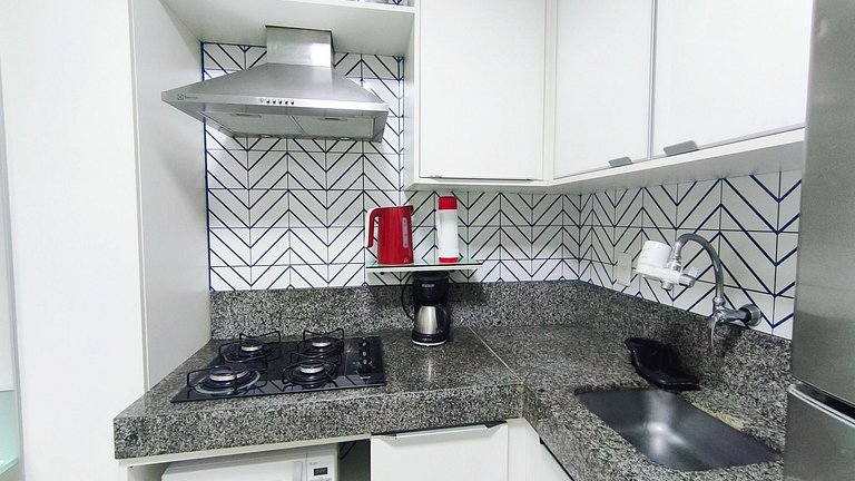 Carneiros | Apt 2QT | Condomínio Beira-Mar (C06-3)