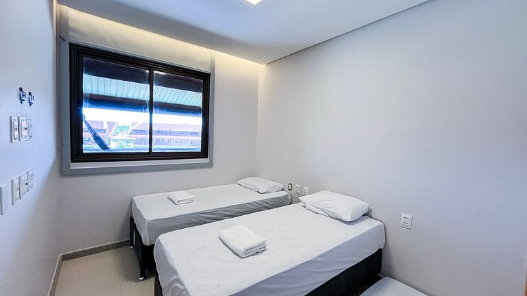 Beira-Mar | Vista Piscina | Flat Oka Beach (D05-5)