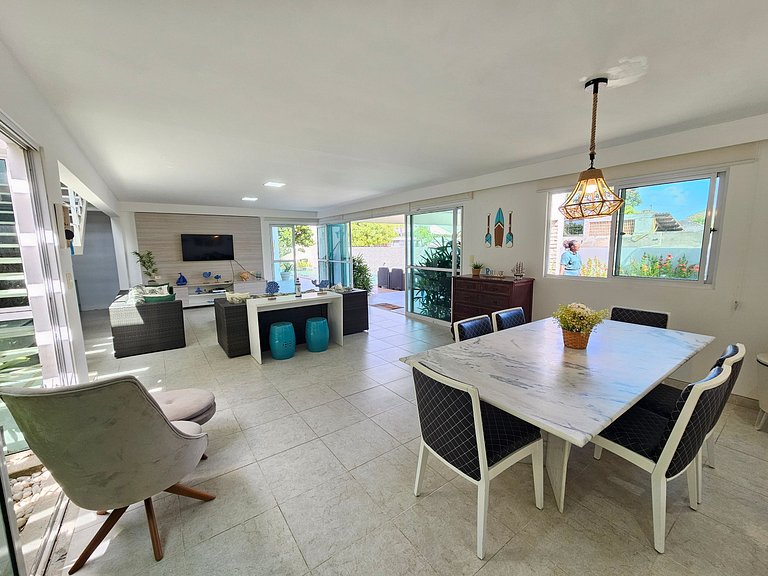 Casa luxo c/ Piscina Privativa e 6 Suítes