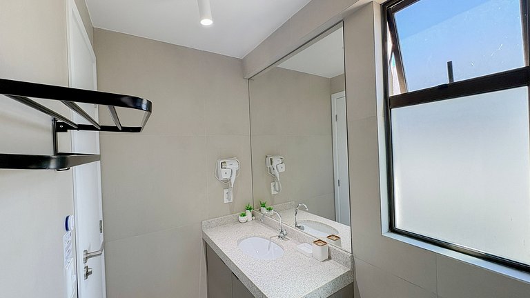 Studio em Resort | Vista Piscina (C09-3 GBR)