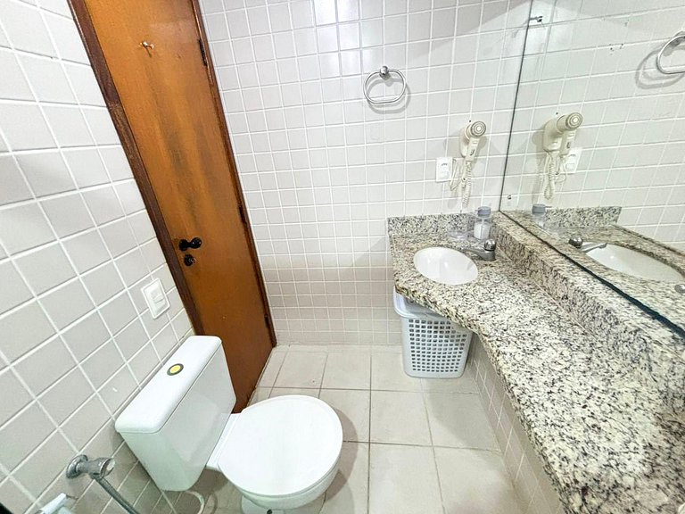 Marupiara | Apt com Varanda e Vista para o Jardim